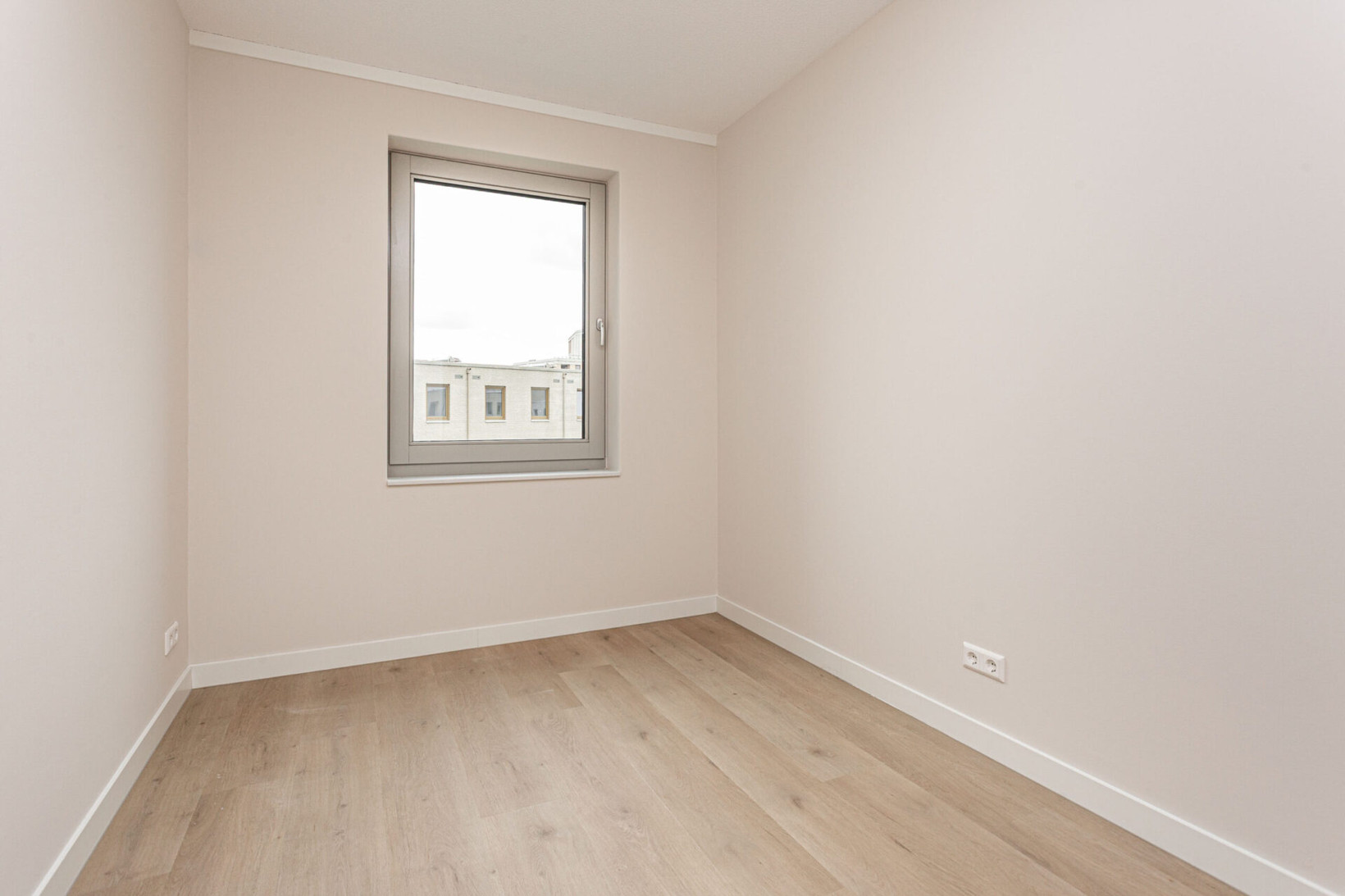 Tussenwoning te koop: Rekwisieten 33, Amersfoort