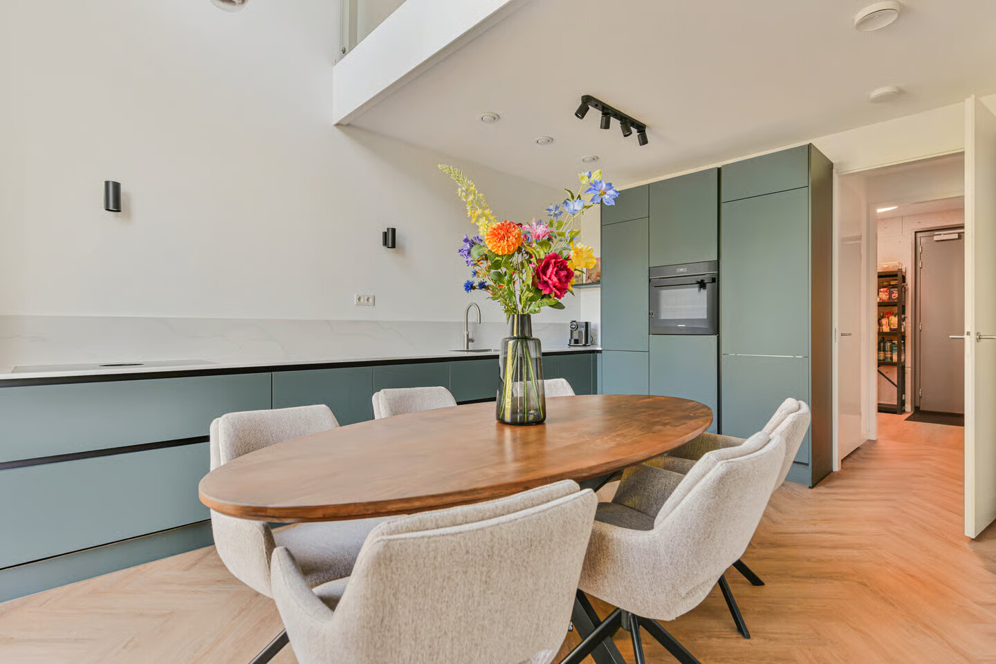Tussenwoning te koop: Coulissen 384, Amersfoort