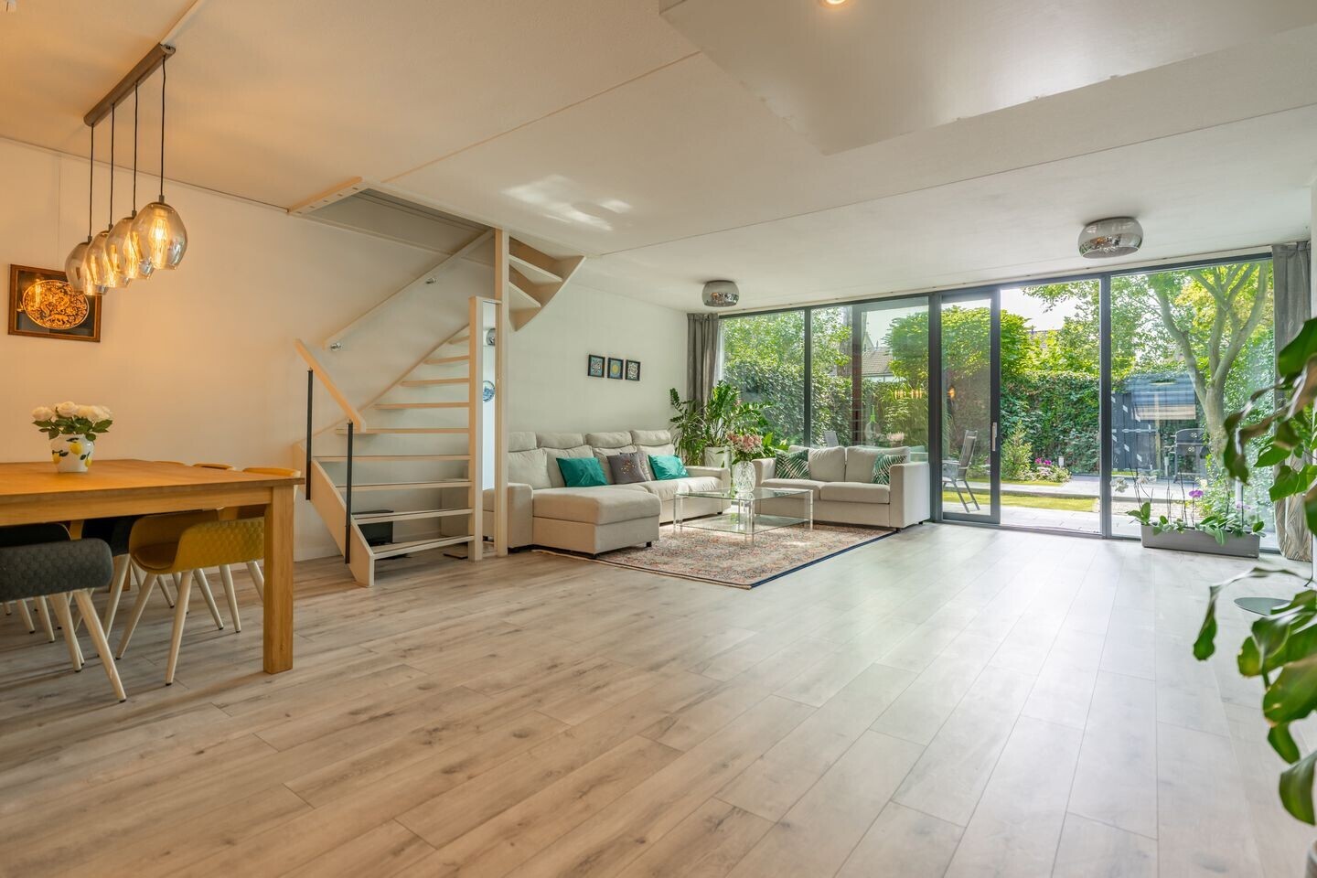 Tussenwoning te koop: Fluitekamp 125, Hoogland