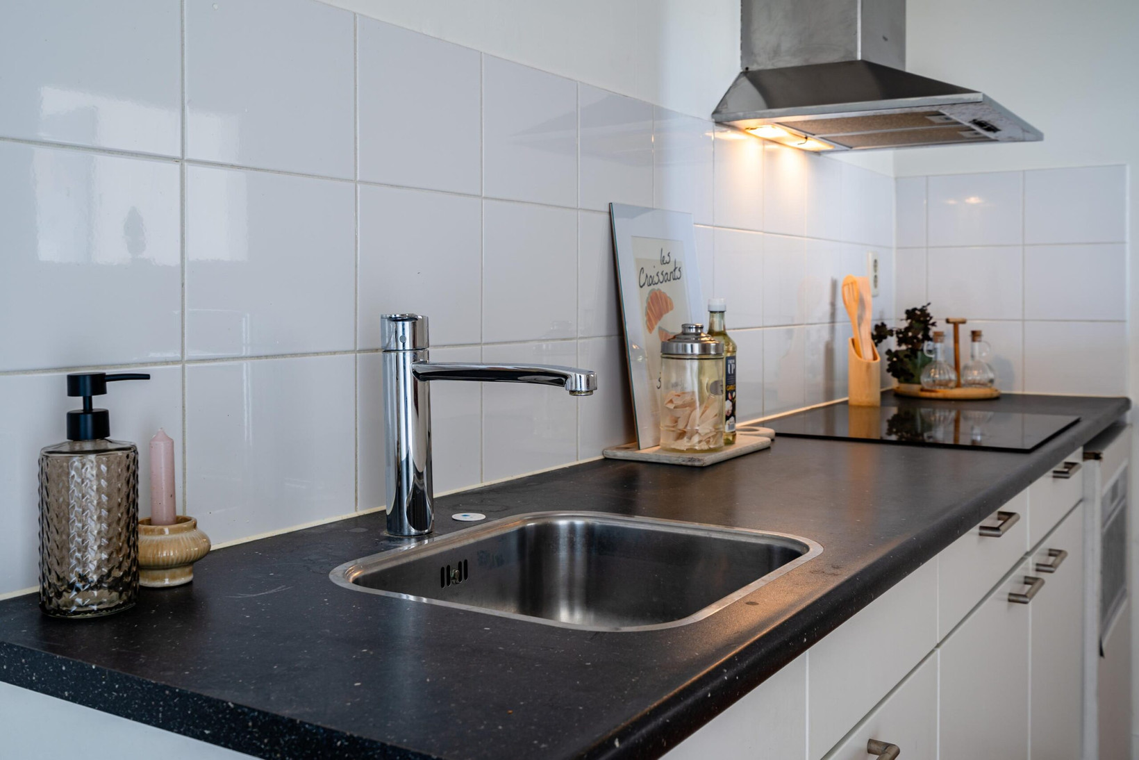 Appartement te koop: Amendijk 111, Hooglanderveen
