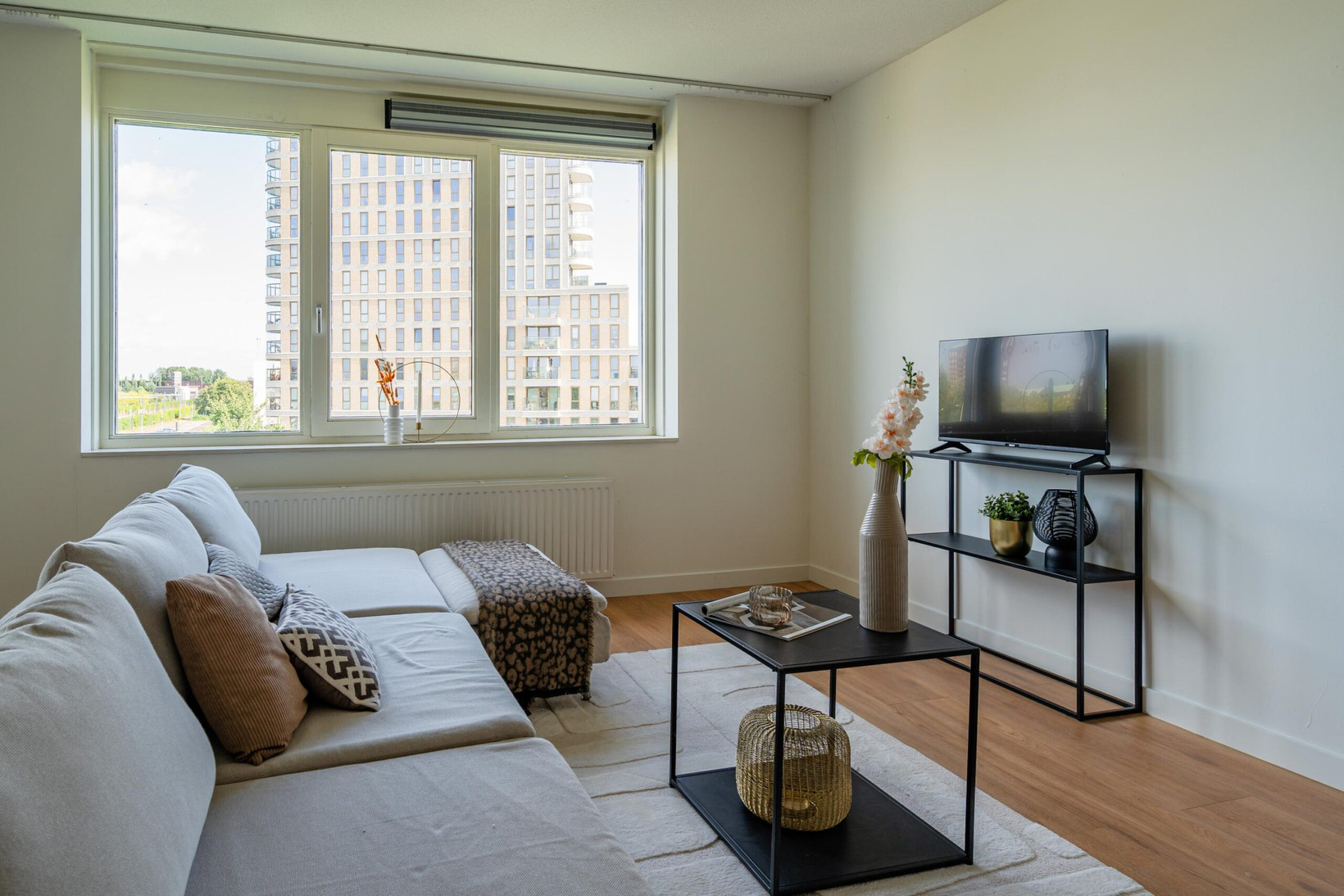 Appartement te koop: Amendijk 111, Hooglanderveen