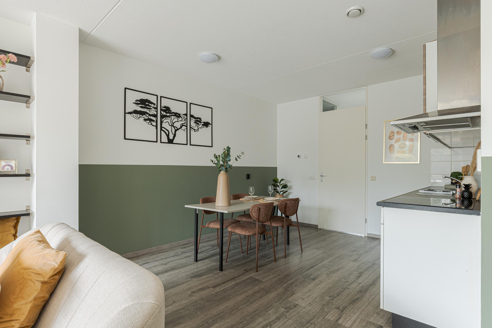 Appartement te koop: Amendijk 29, Hooglanderveen