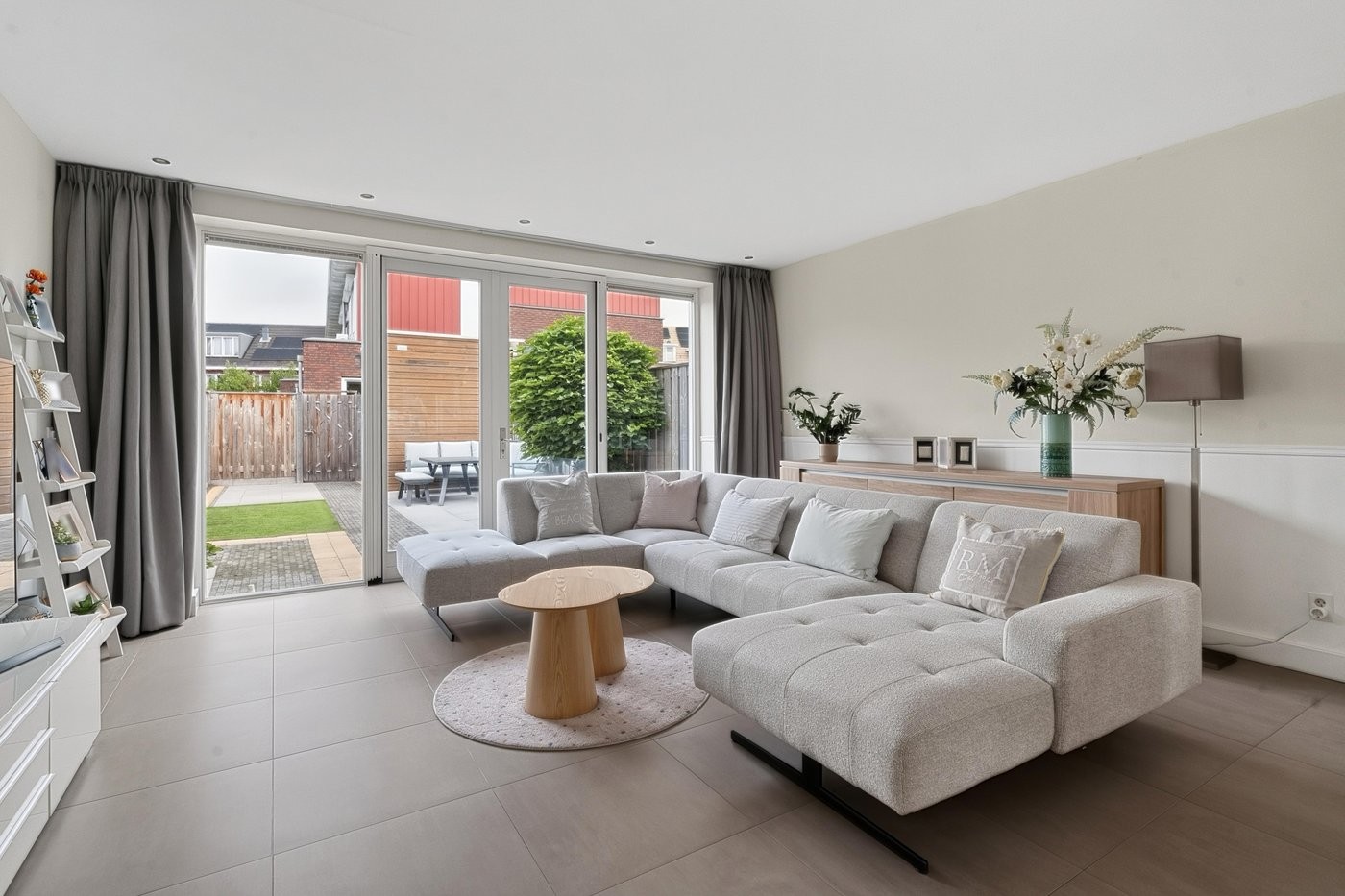 Tussenwoning te koop: Hanzeboulevard 115, Hooglanderveen