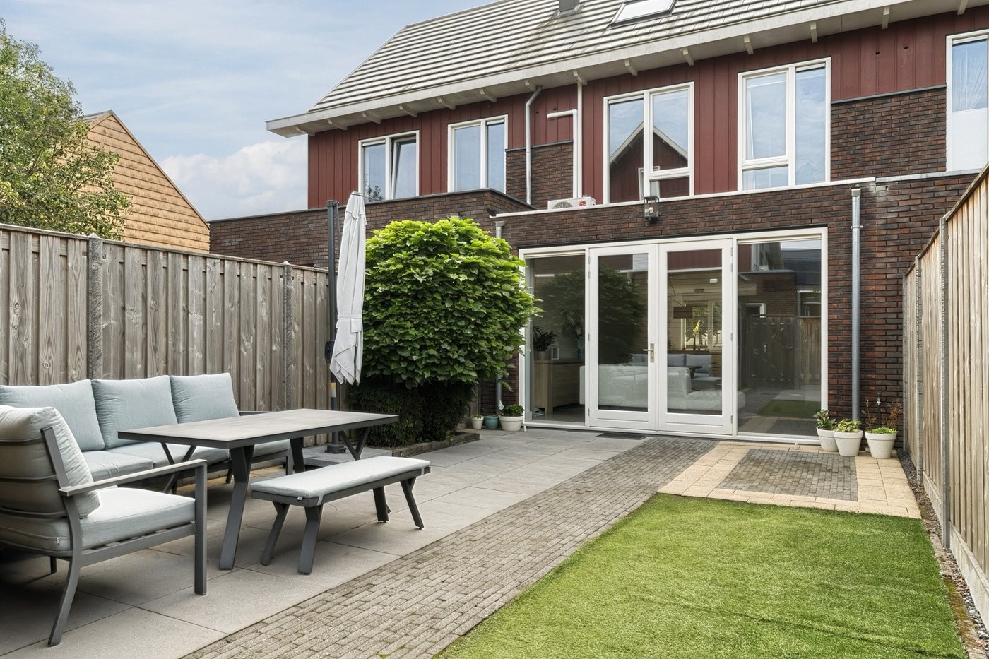 Tussenwoning te koop: Hanzeboulevard 115, Hooglanderveen
