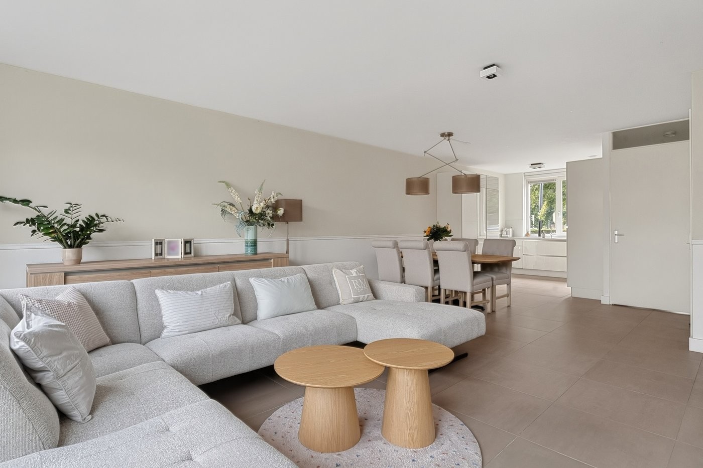 Tussenwoning te koop: Hanzeboulevard 115, Hooglanderveen