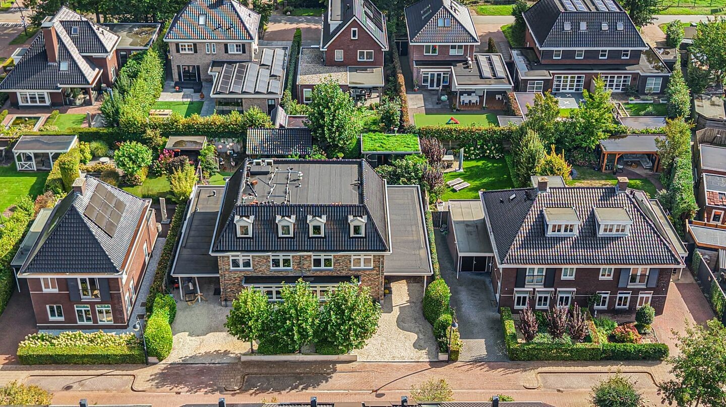 Twee-onder-één-kap te koop: Eikelkamp 6, Hooglanderveen