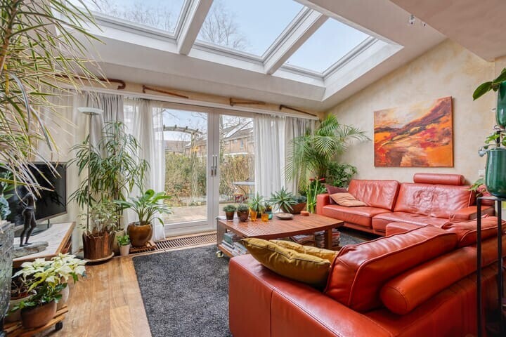 Tussenwoning te koop: Visotter 24, Leusden