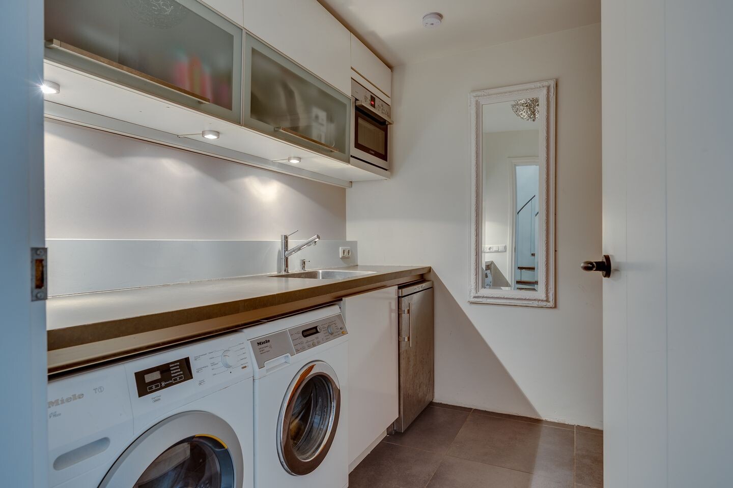 Tussenwoning te koop: Calabrië 35, Leusden