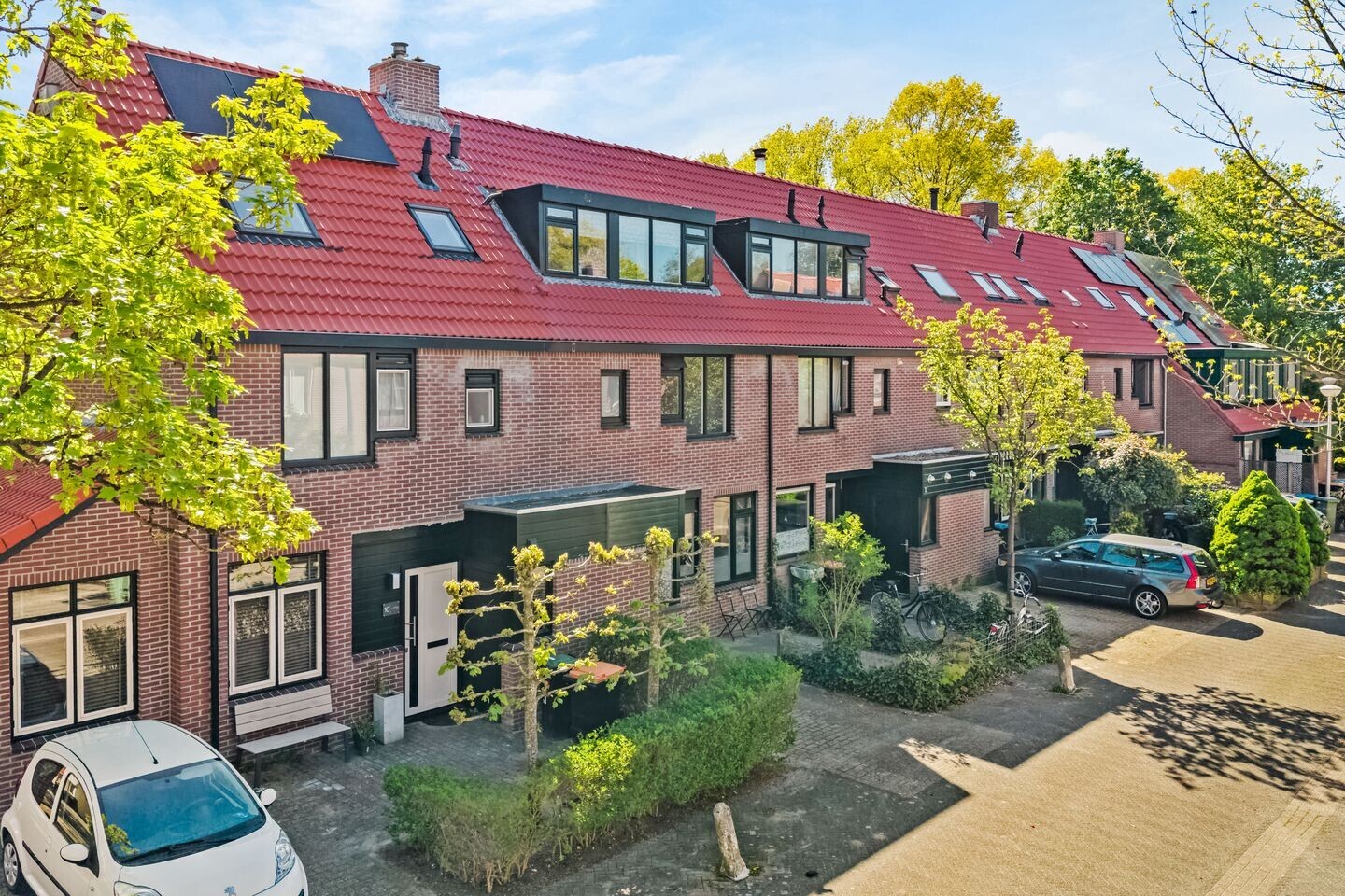 Tussenwoning te koop: Dinkelwijk 14, Leusden