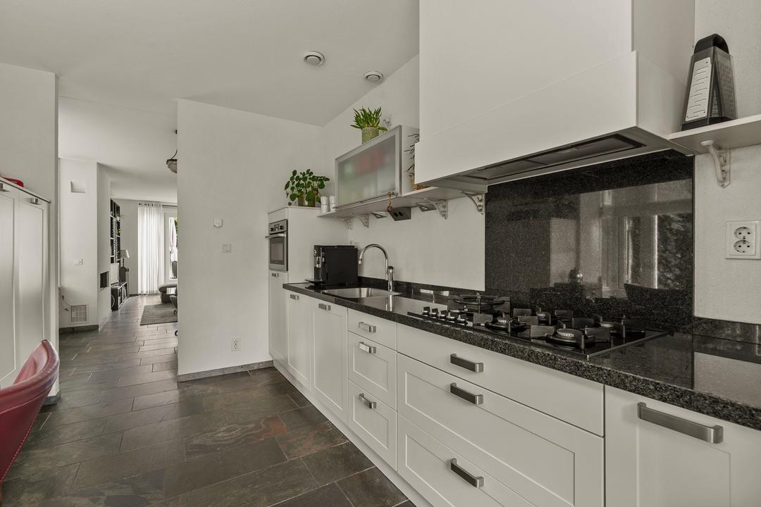 Hoekwoning te koop: Genthoek 13, Leusden