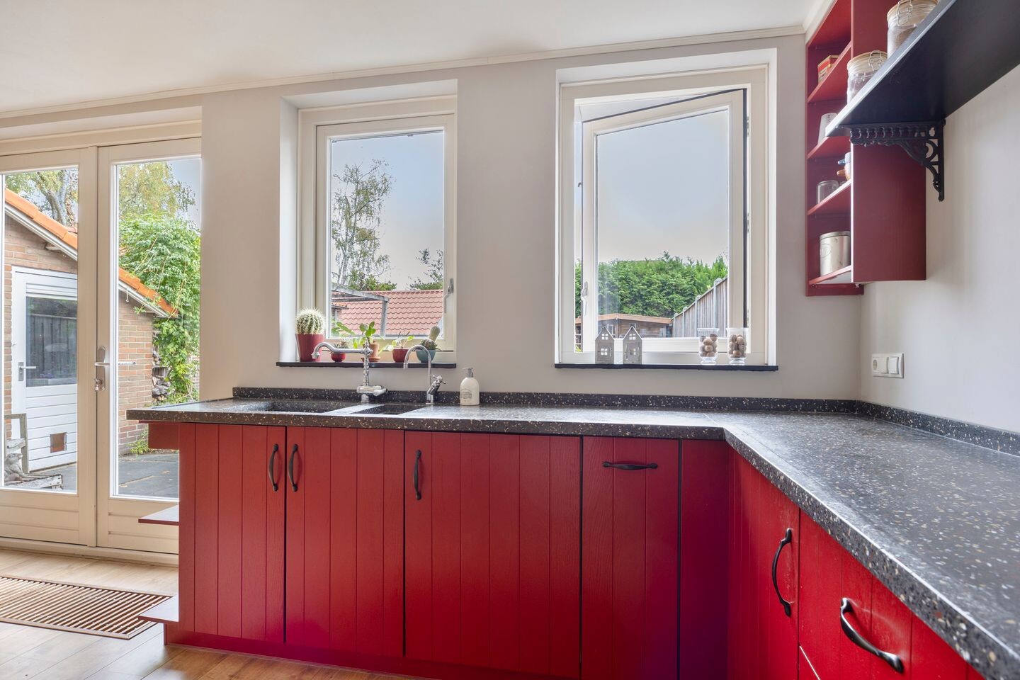 Hoekwoning te koop: Princenhoflaan 17, Leusden