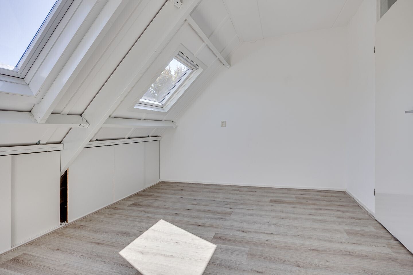 Tussenwoning te koop: Leeuwenburg 34, Leusden
