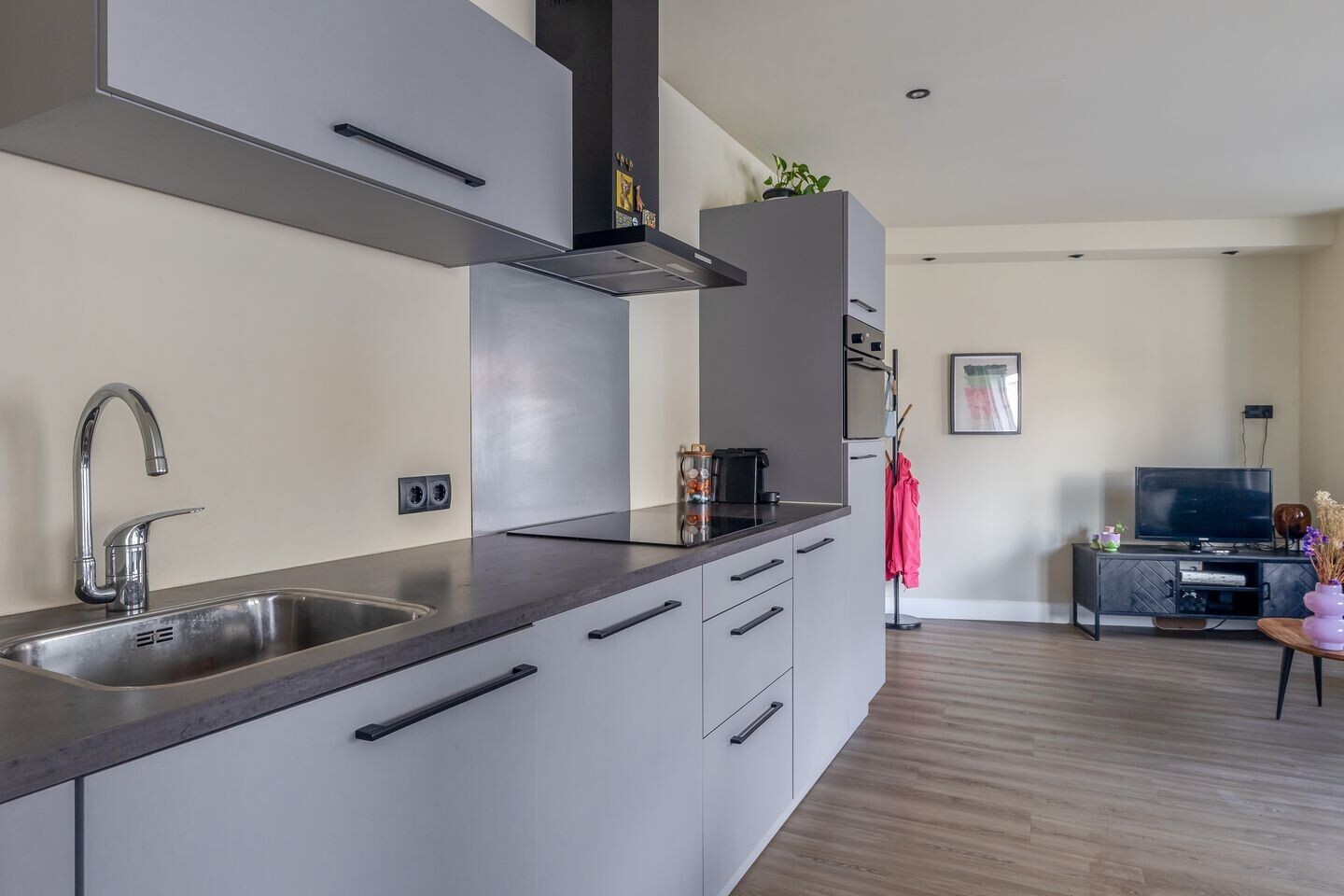 Studio te koop: Donkerstraat 33B, Harderwijk