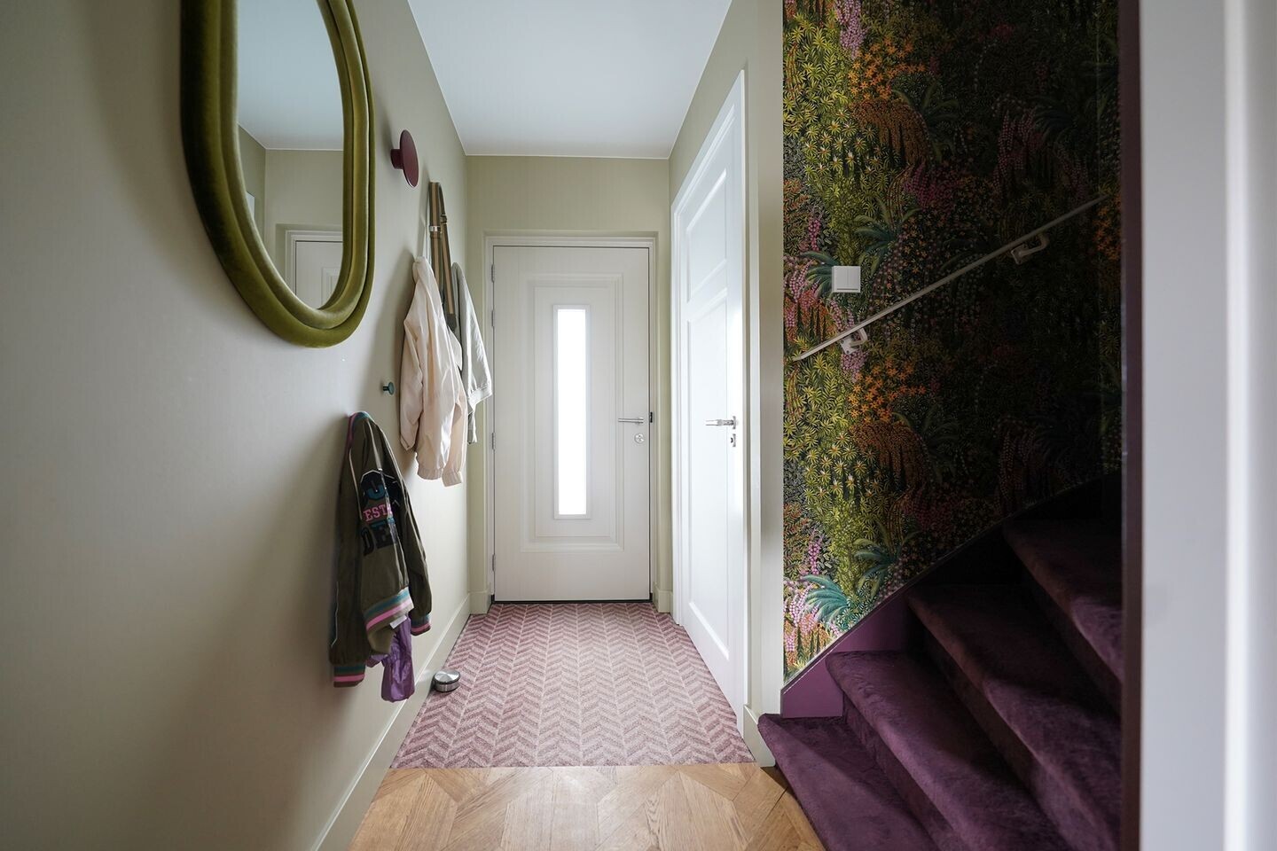 Tussenwoning te koop: Burgemeester Van Meursstraat 6, Harderwijk