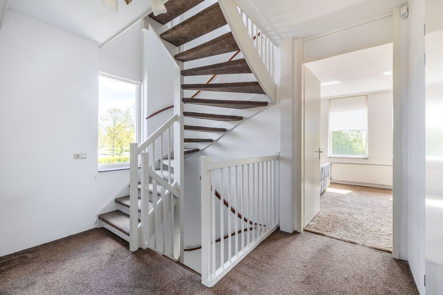 Hoekwoning te koop: Couperuslaan 1F, Harderwijk