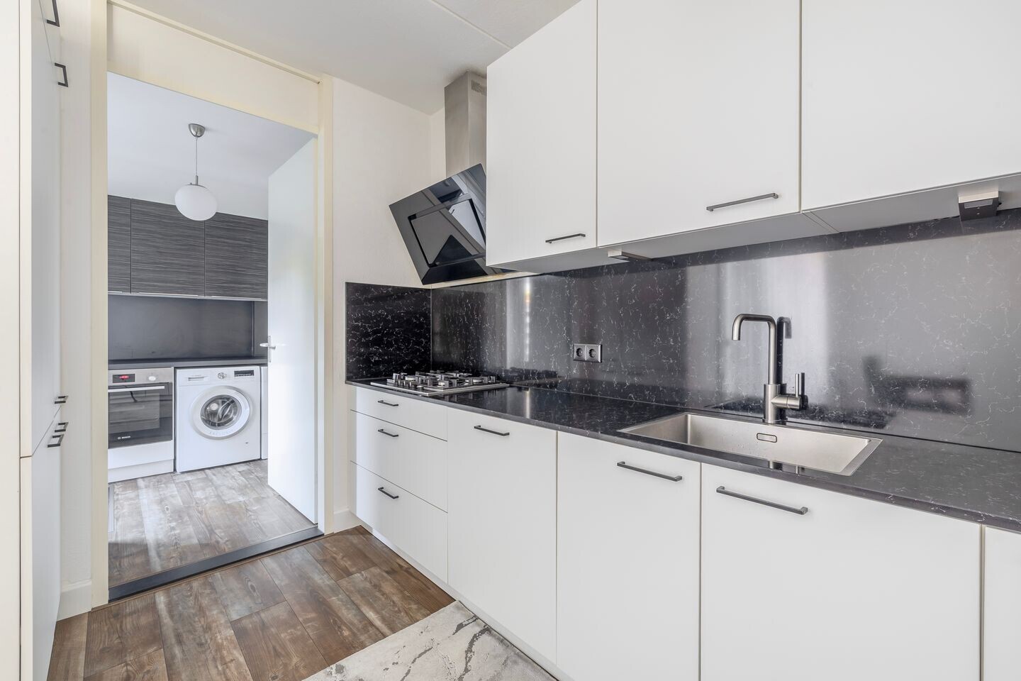 Hoekwoning te koop: Couperuslaan 1F, Harderwijk