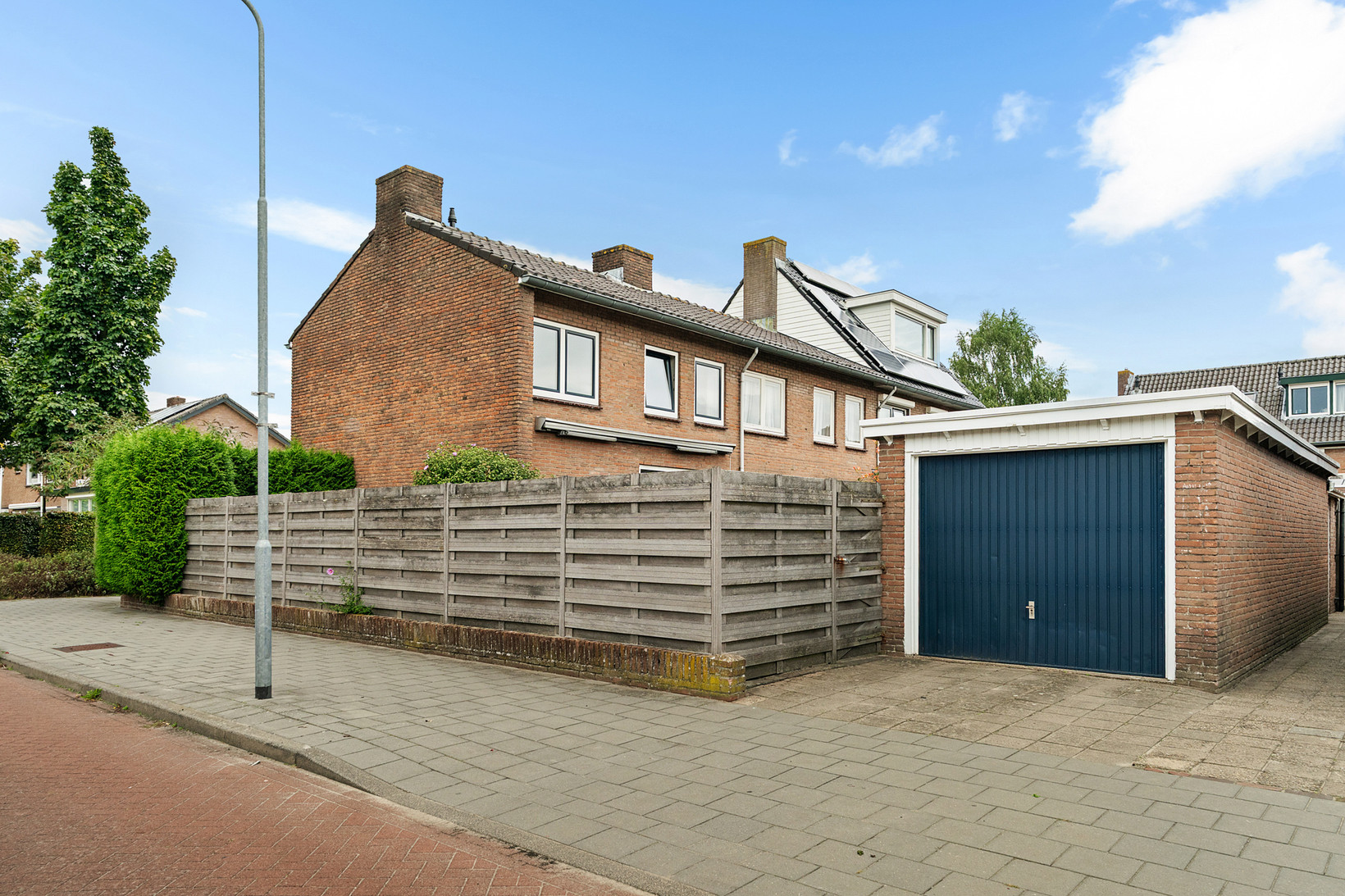 Hoekwoning te koop: Van Maerlantlaan 32, Harderwijk