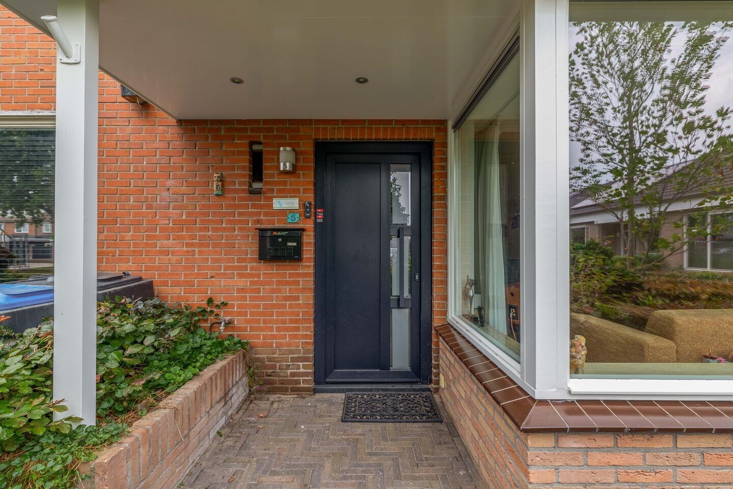 Tussenwoning te koop: Van Maerlanthof 5, Harderwijk