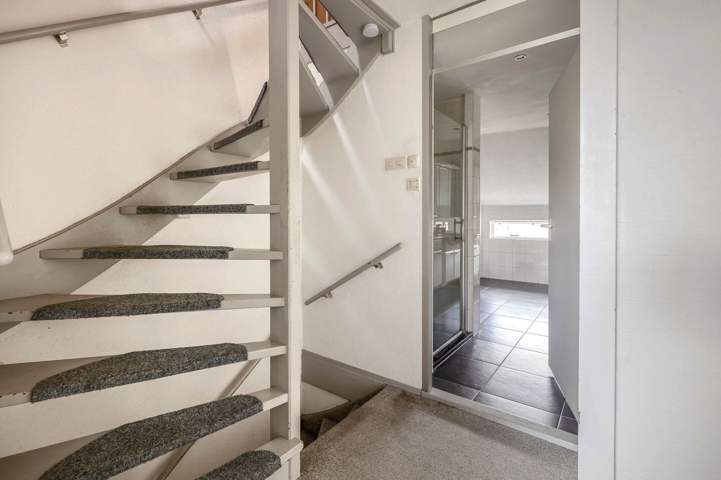 Hoekwoning te koop: Staverenmeen 1, Harderwijk