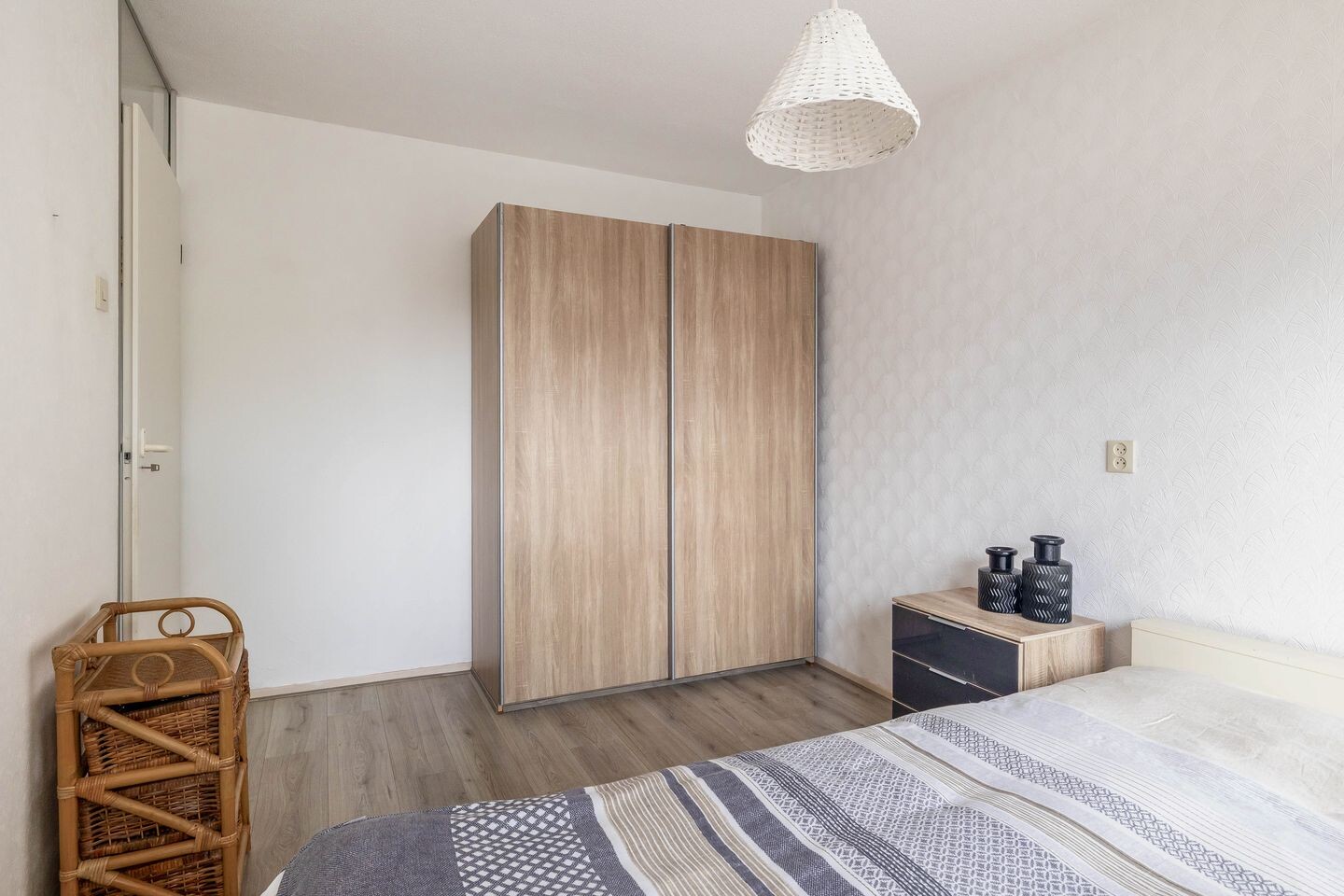 Hoekwoning te koop: Staverenmeen 1, Harderwijk