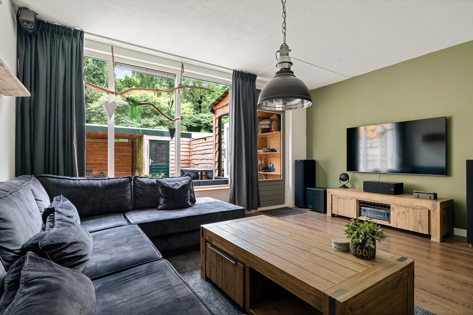 Tussenwoning te koop: Hondsdrafmeen 45, Harderwijk