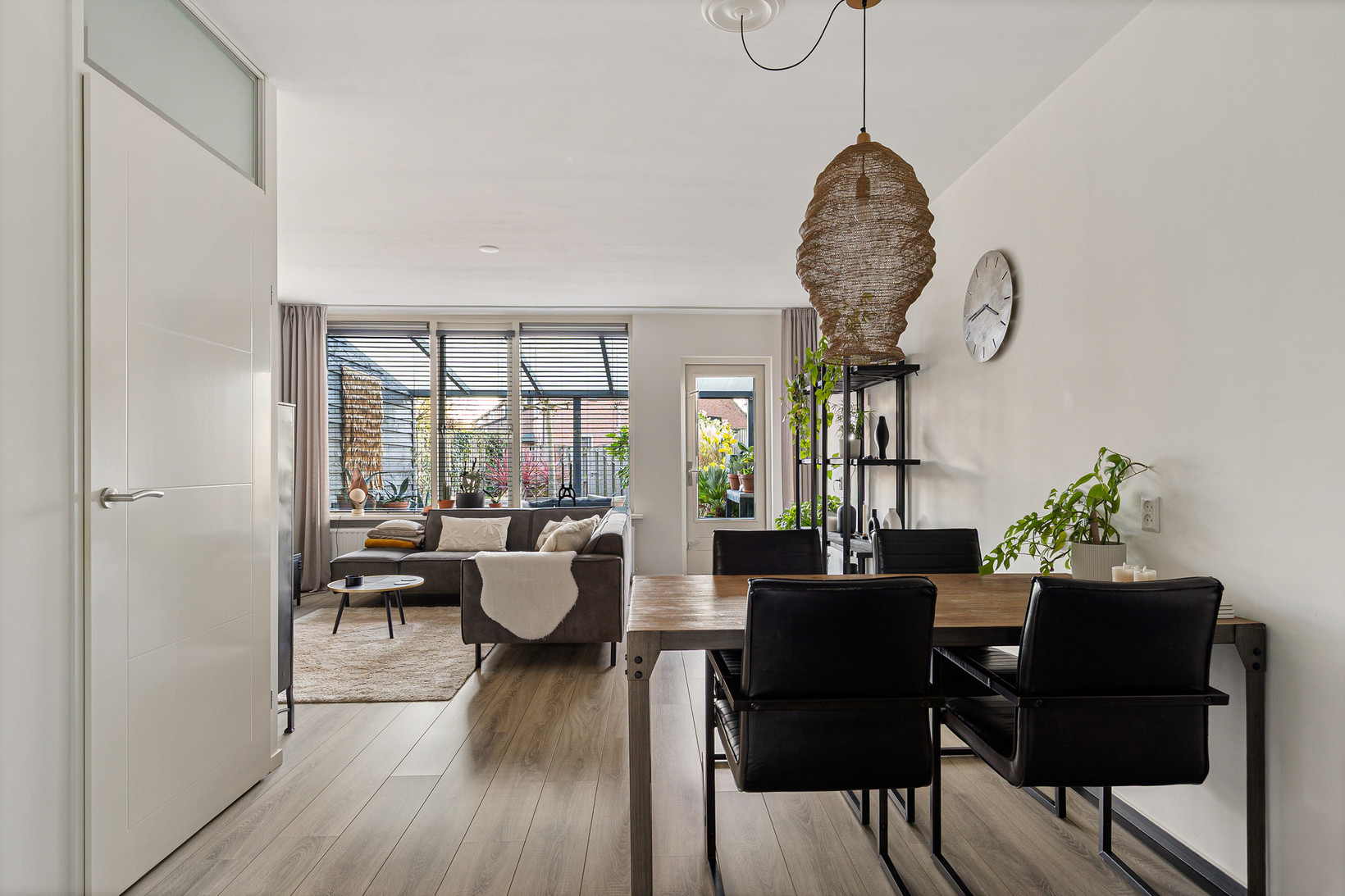 Tussenwoning te koop: Kievitmeen 90, Harderwijk