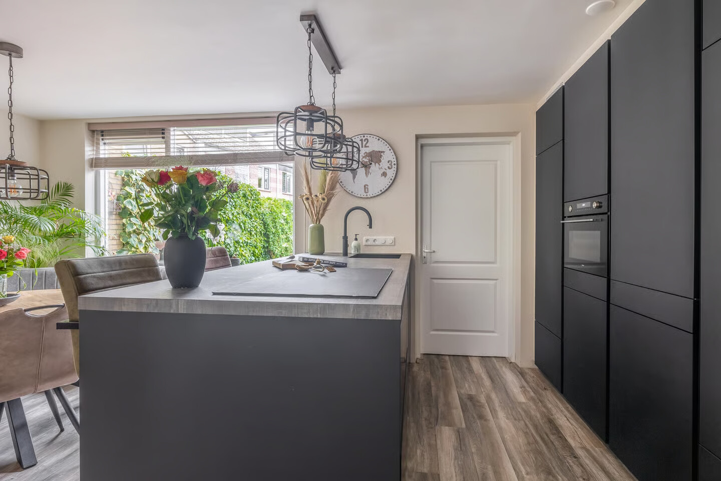 Tussenwoning te koop: Chopindreef 54, Harderwijk