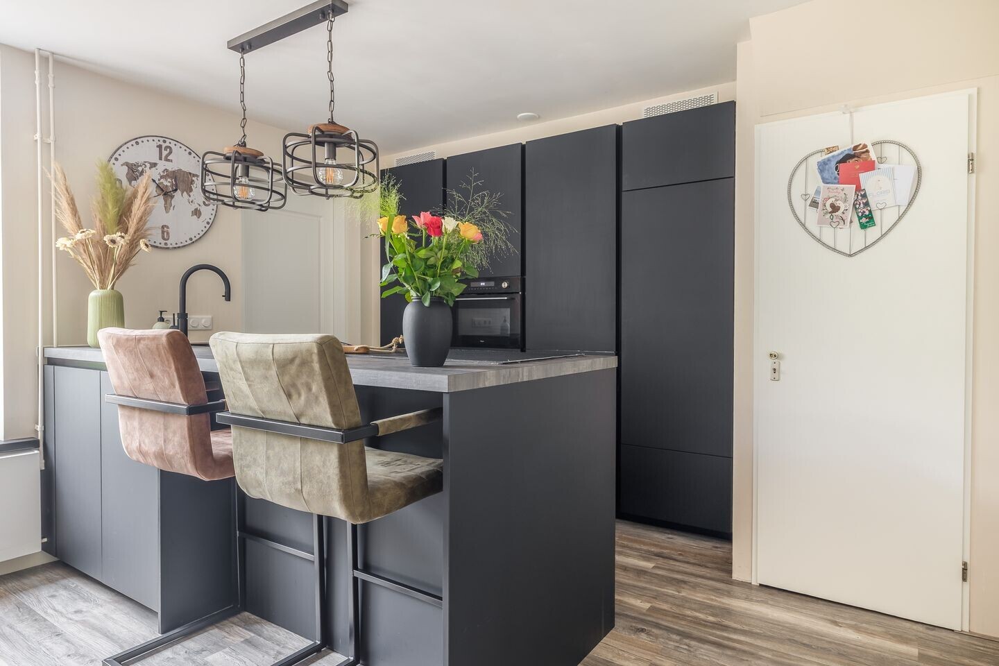 Tussenwoning te koop: Chopindreef 54, Harderwijk