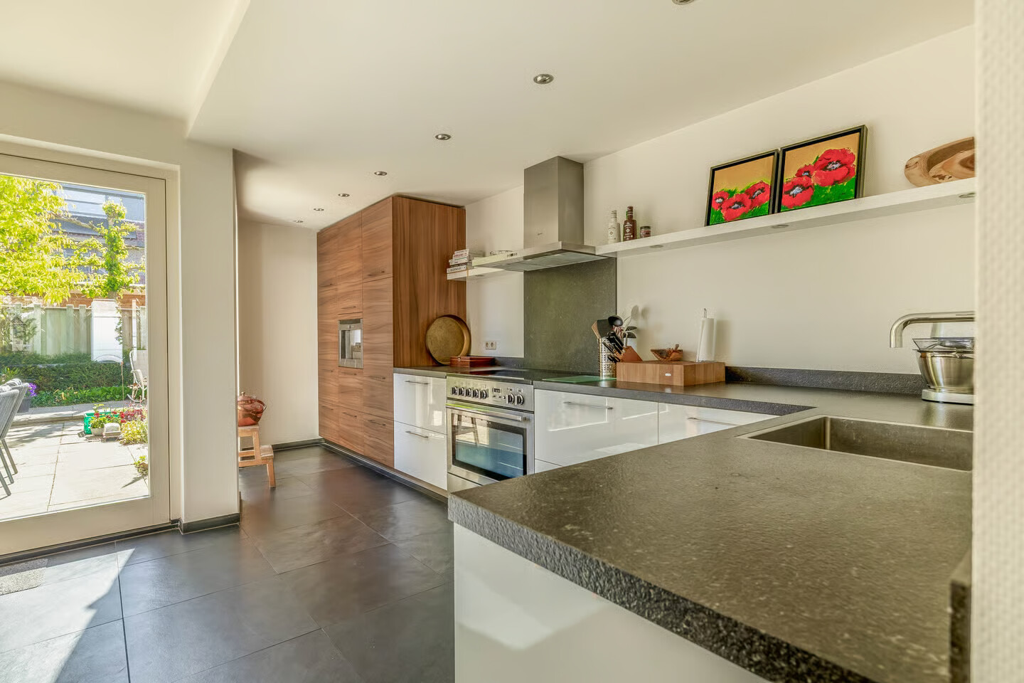 Tussenwoning te koop: Bluesdreef 17, Harderwijk
