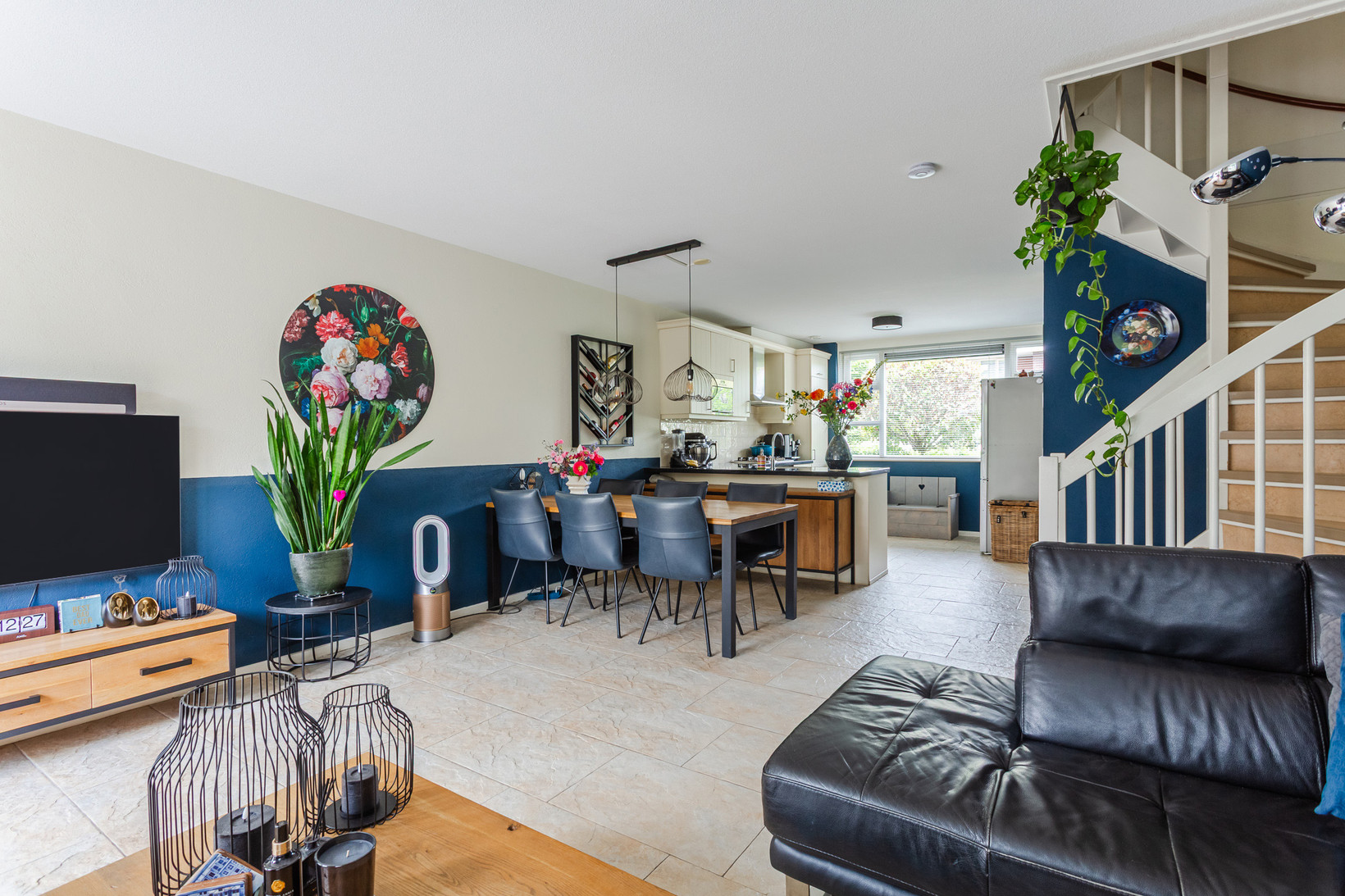 Tussenwoning te koop: Chansondreef 65, Harderwijk