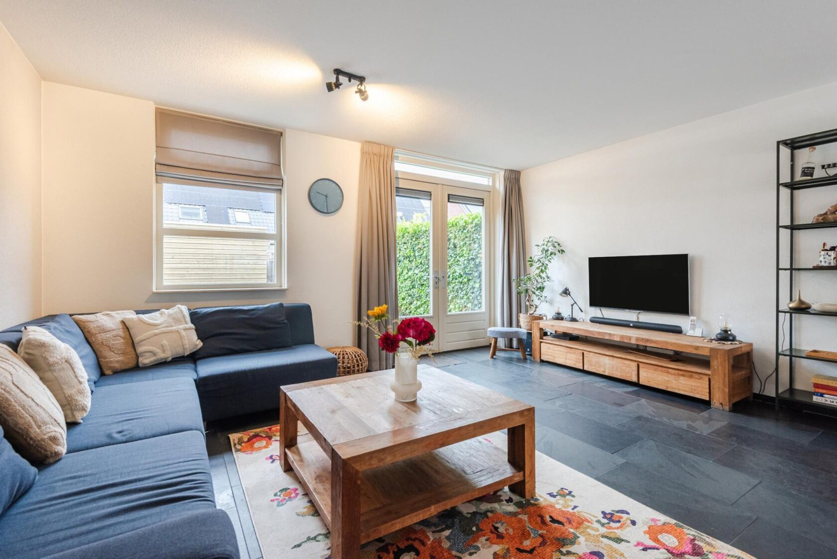 Tussenwoning te koop: Musicaldreef 76, Harderwijk
