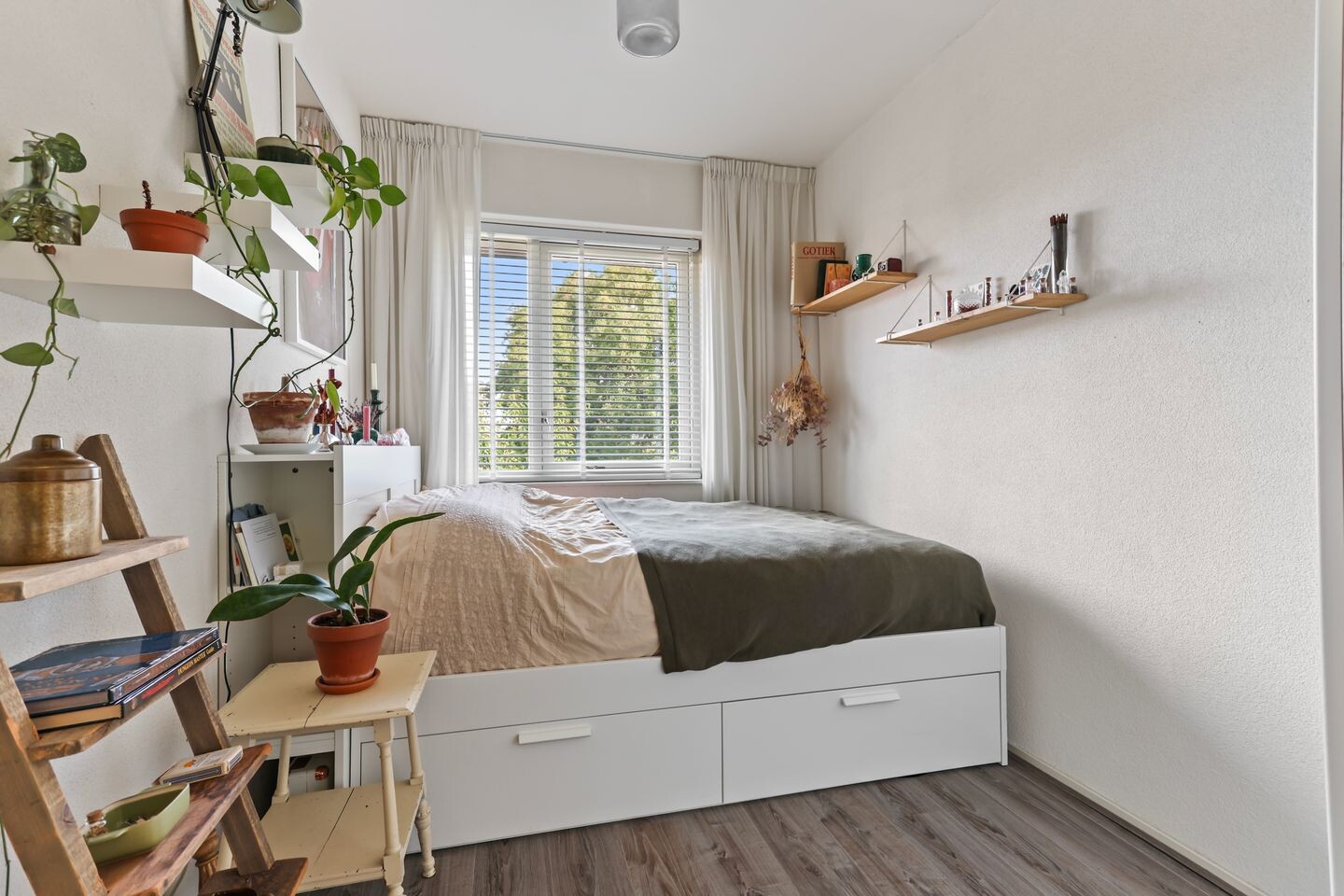 Tussenwoning te koop: Operadreef 106, Harderwijk