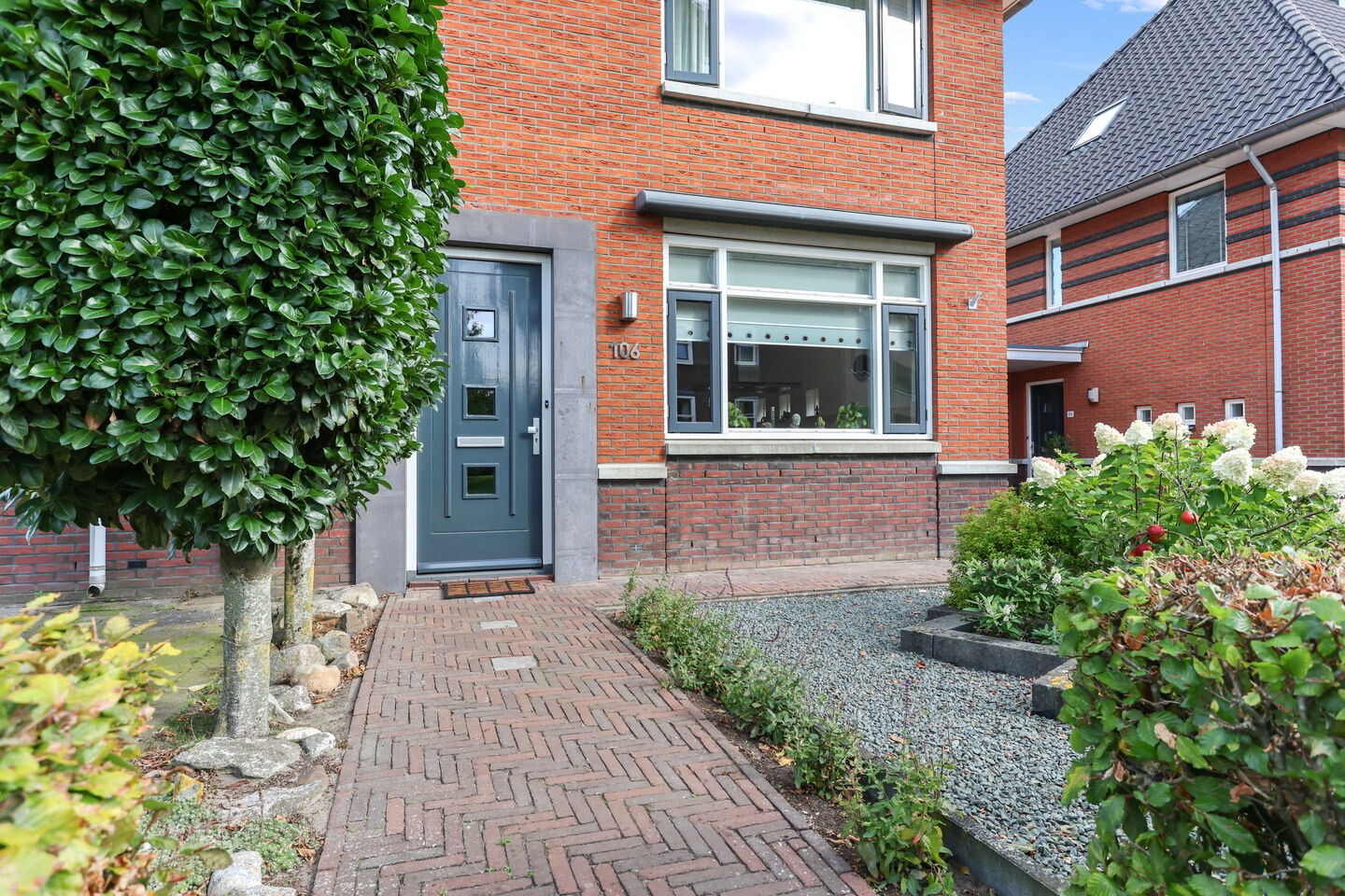Tussenwoning te koop: Operadreef 106, Harderwijk