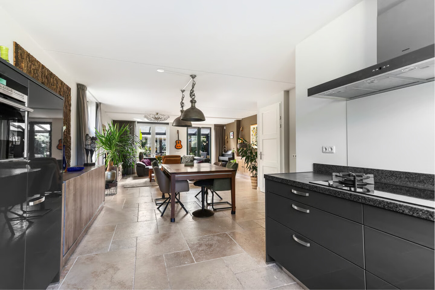 Twee-onder-één-kap te koop: Dassenbergerhout 23, Harderwijk