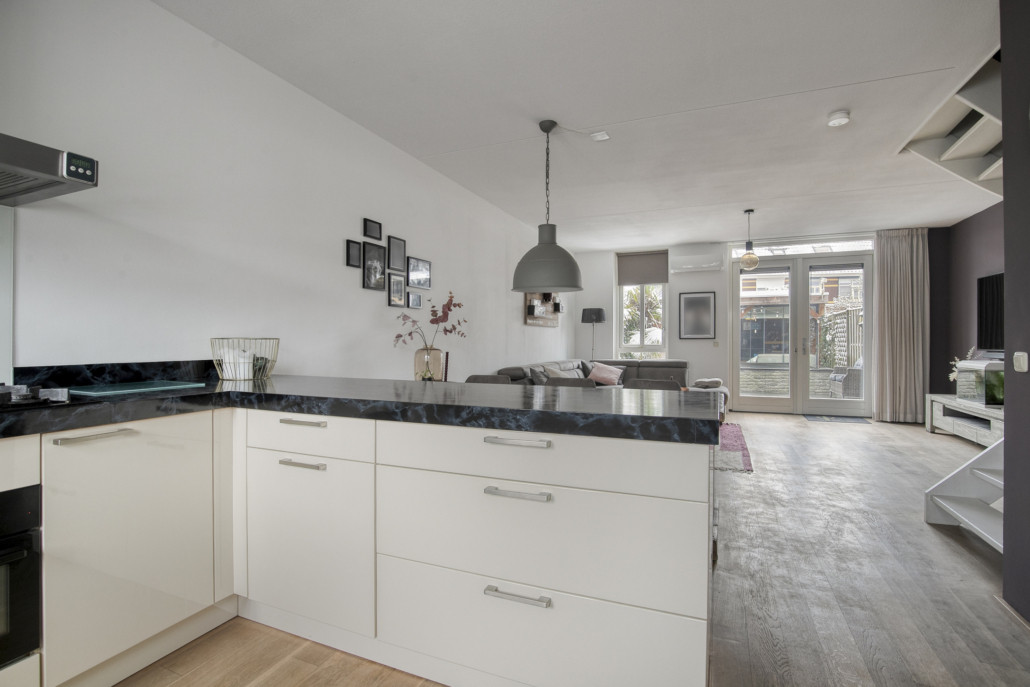 Tussenwoning te koop: Leembergerhout 11, Harderwijk