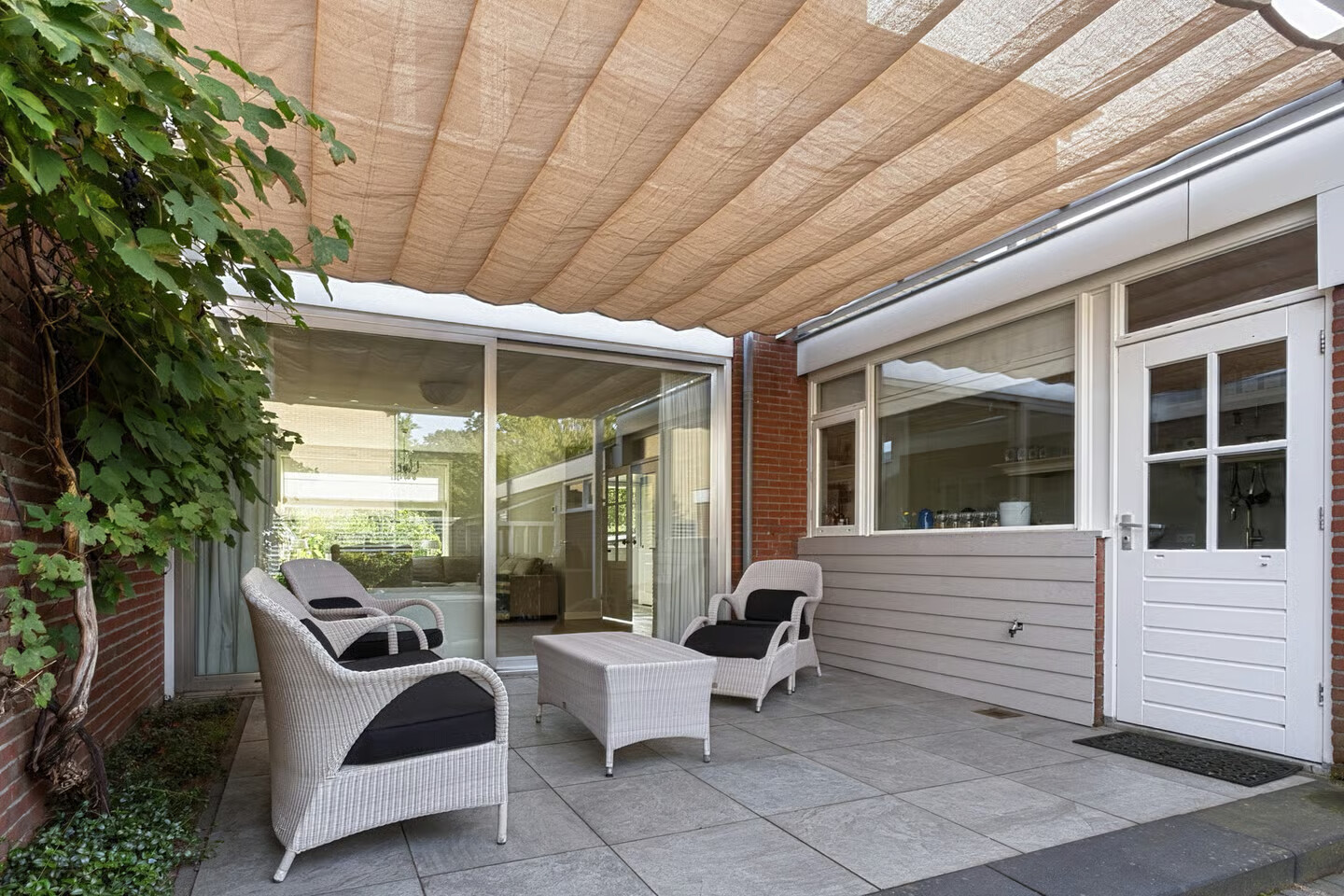 Hoekwoning te koop: Steynlaan 116, Ermelo