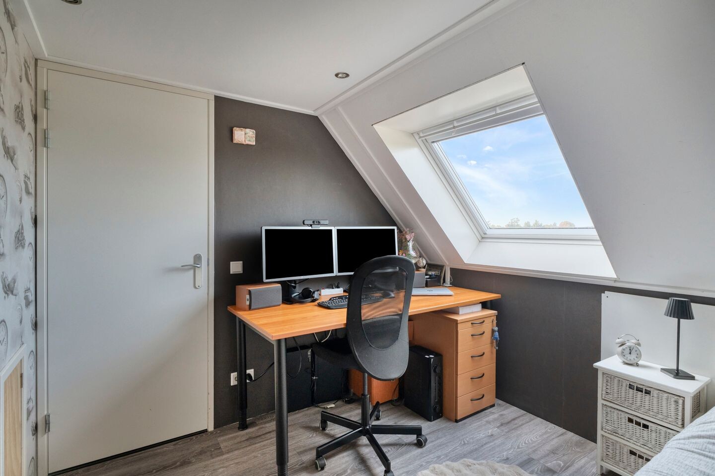 Tussenwoning te koop: Kostersland 23, Ermelo