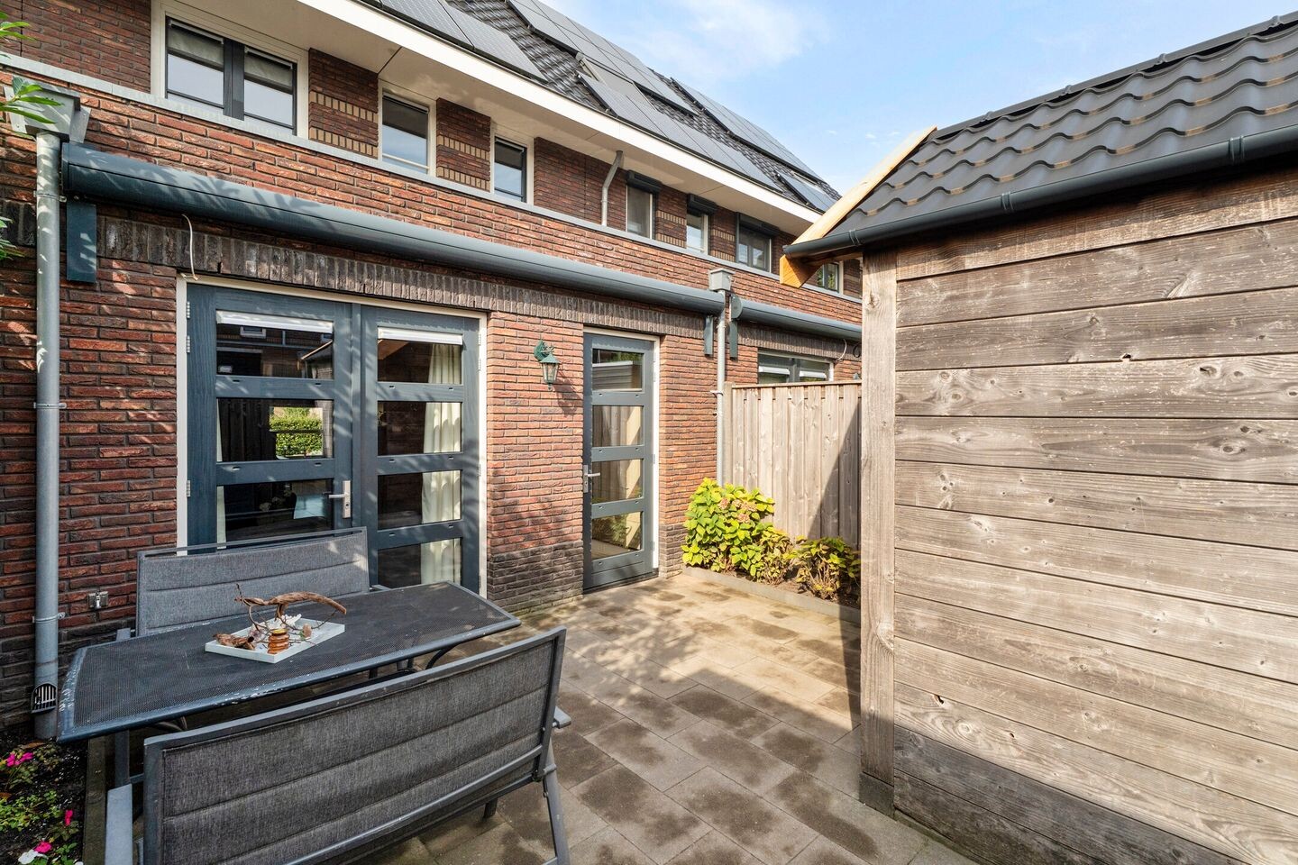 Tussenwoning te koop: Kostersland 23, Ermelo