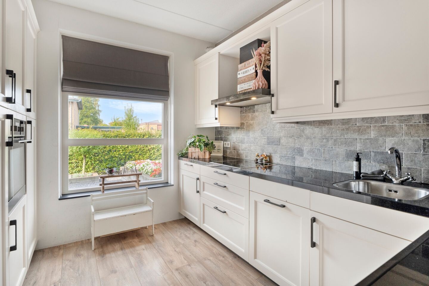 Tussenwoning te koop: Kostersland 23, Ermelo