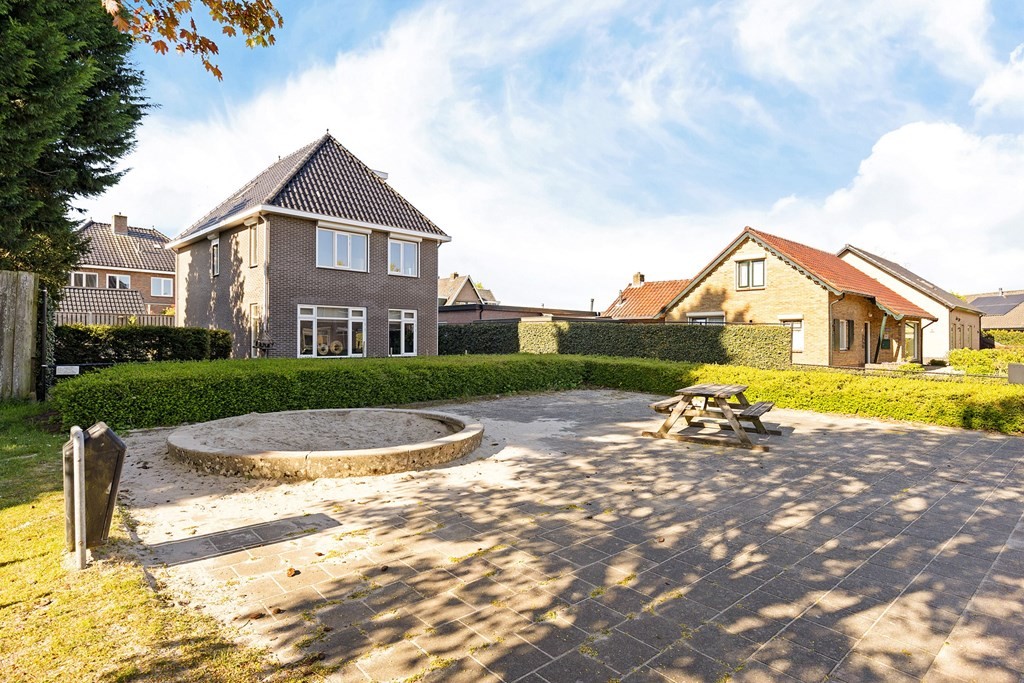 Vrijstaande woning te koop: Hoge Enk 49, Ermelo
