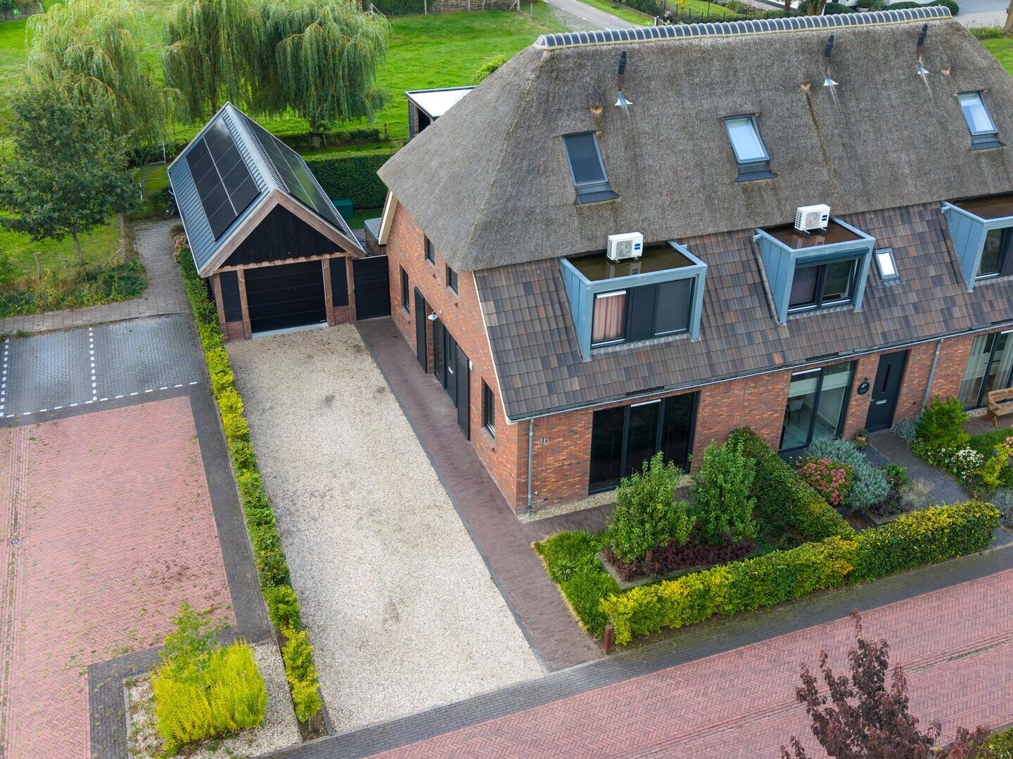 Hoekwoning te koop: Lageveld 4B, Ermelo