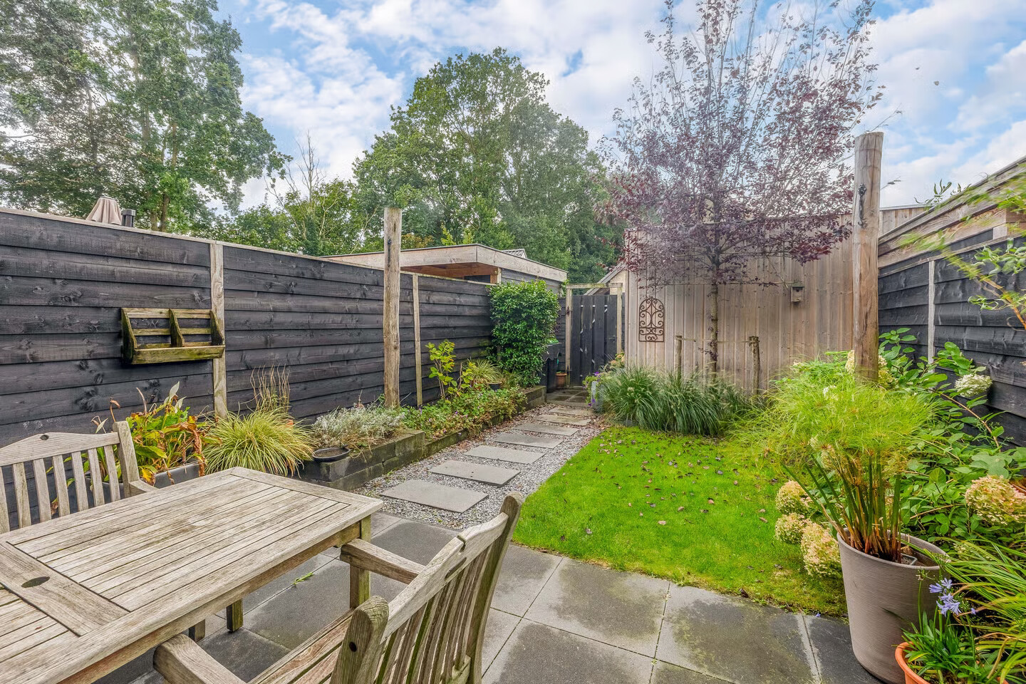 Tussenwoning te koop: Loohof 26, Ermelo