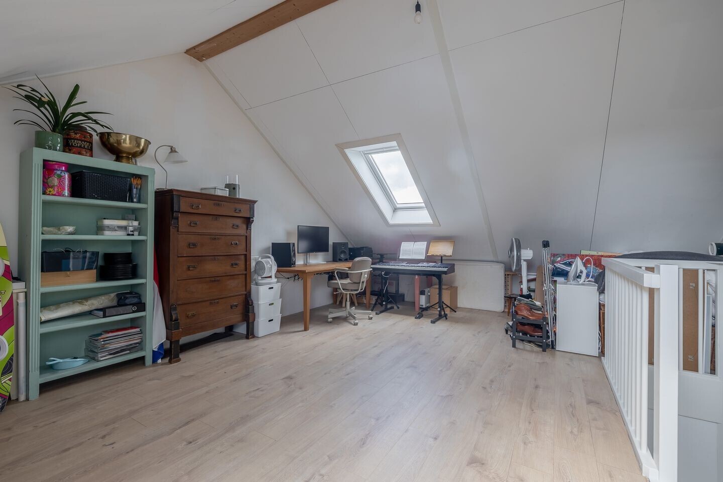 Tussenwoning te koop: Loohof 26, Ermelo