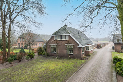 Buitenbrink. 52