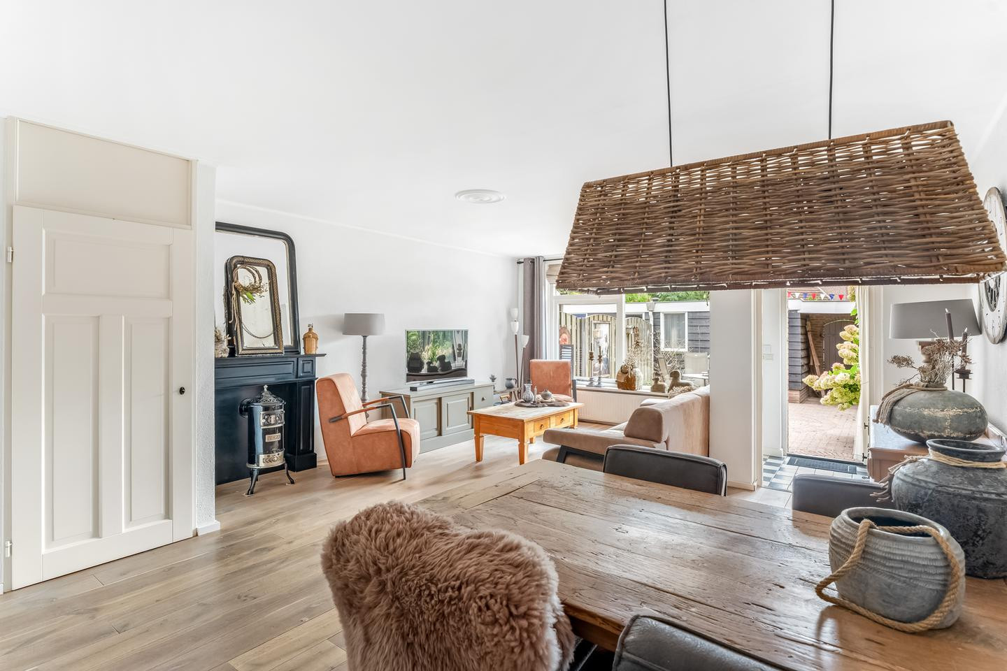 Tussenwoning te koop: Kardinaal Alfrinklaan 40, Nijkerk