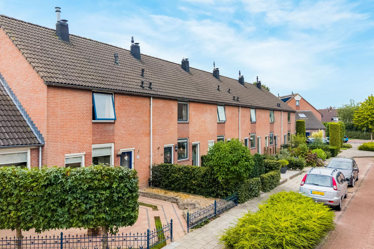 Tussenwoning te koop: Kardinaal Alfrinklaan 40, Nijkerk