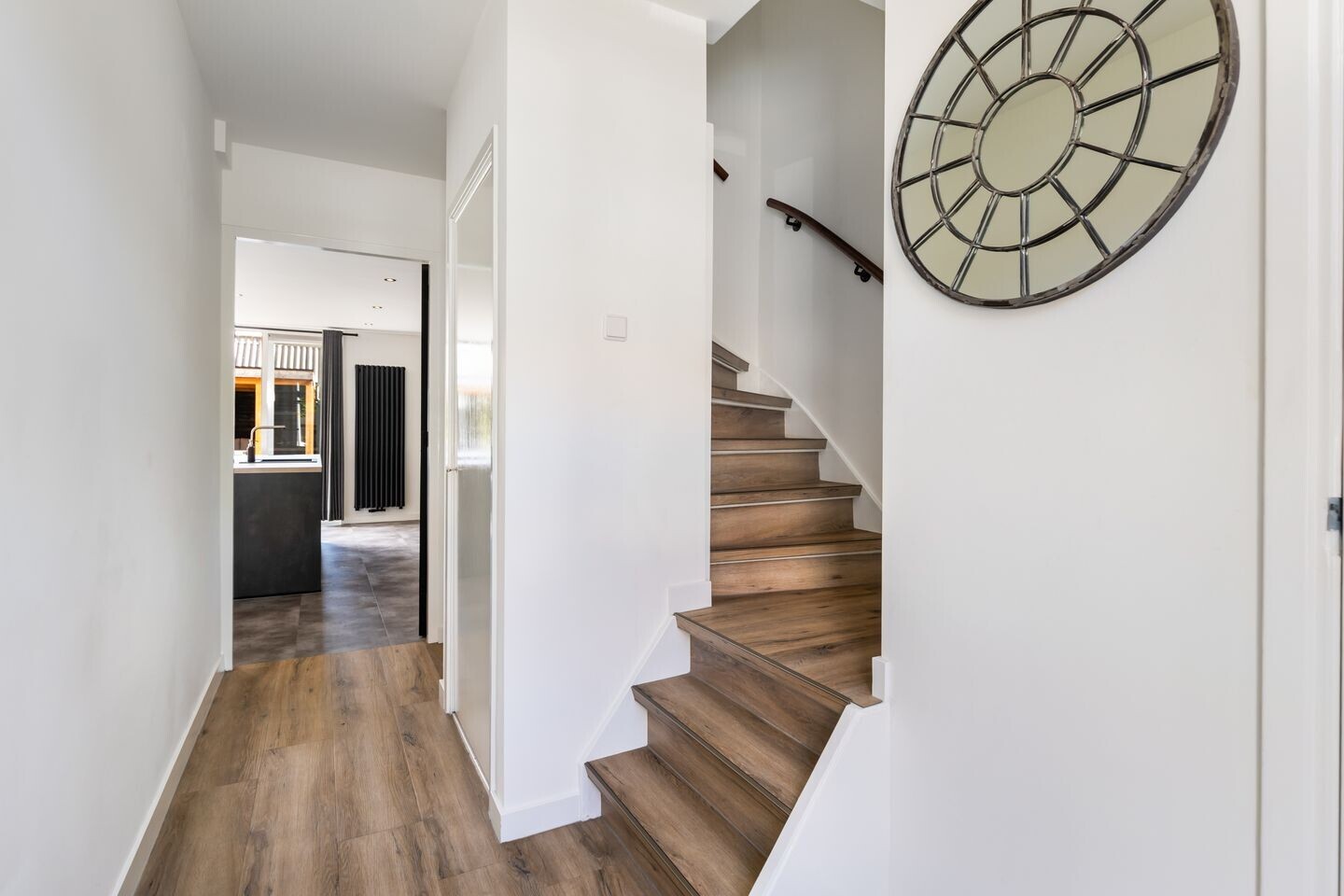 Tussenwoning te koop: De Ruyterstraat 36, Nijkerk