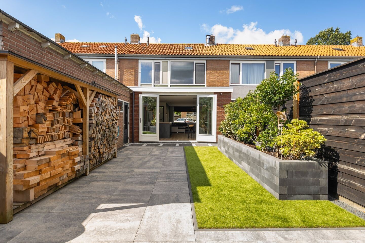 Tussenwoning te koop: De Ruyterstraat 36, Nijkerk