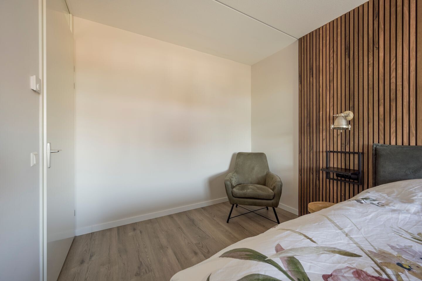 Tussenwoning te koop: De Hofstee 9, Nijkerk