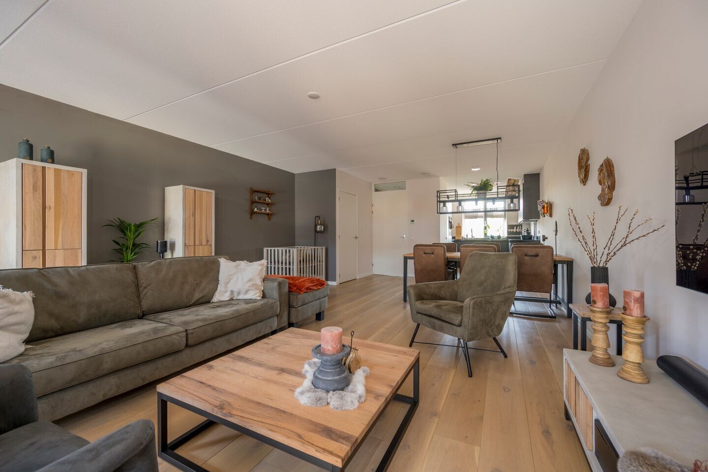 Tussenwoning te koop: De Hofstee 9, Nijkerk